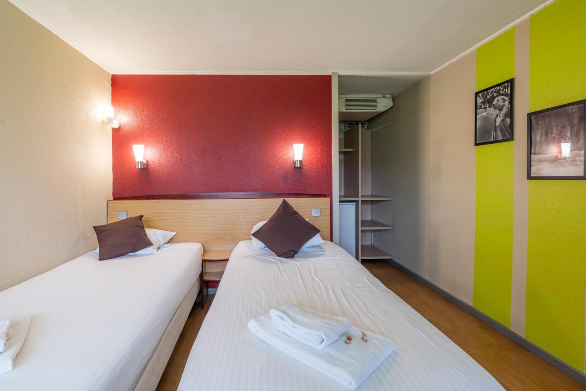 Sleep & Go Brugge Hotel Exterior photo